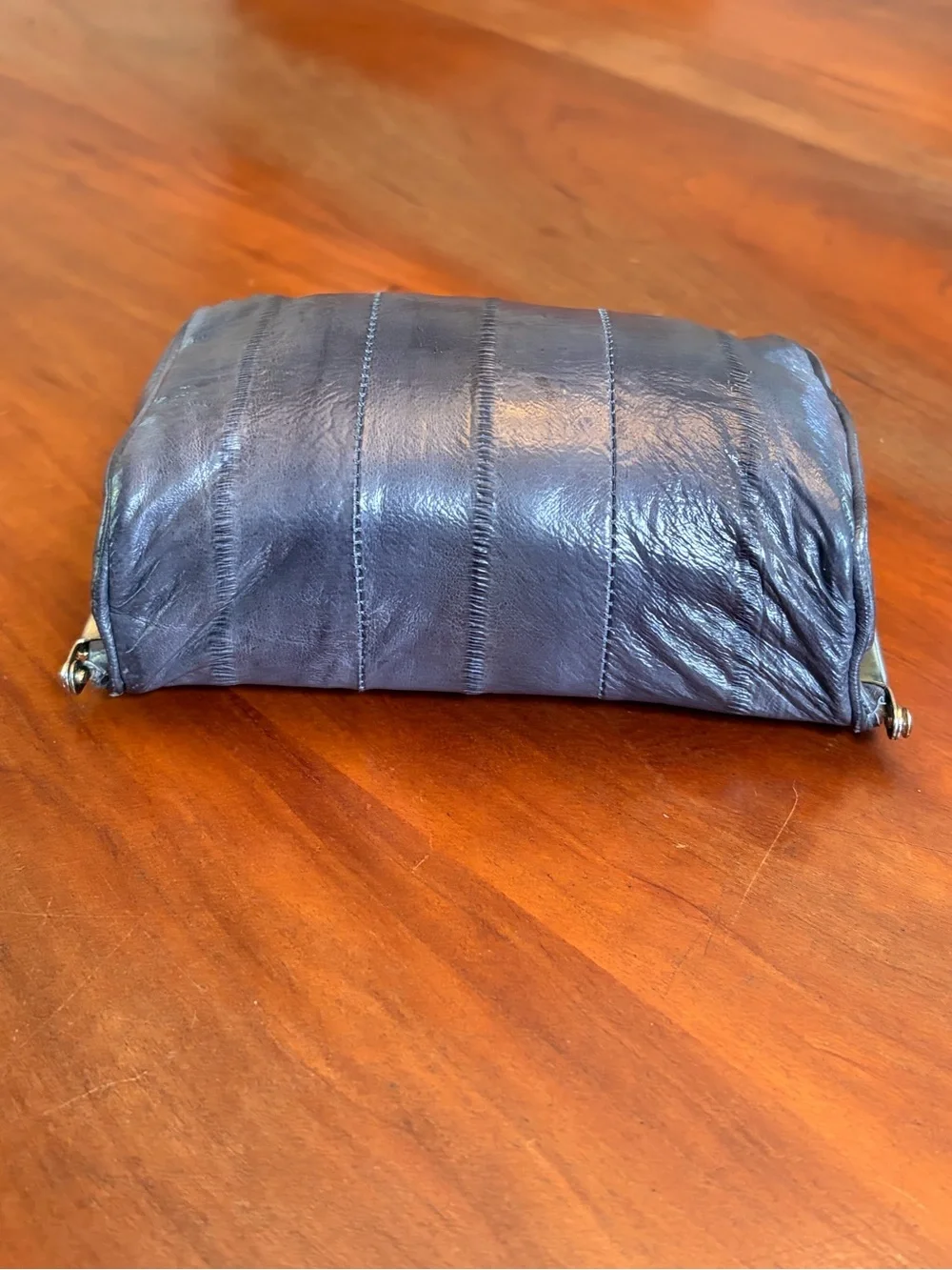 Classic Kiss-Lock Leather Clutch Wallet Cosmetic Case Eel Skin Grey